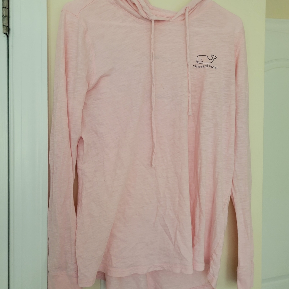 Vineyard Vines light pink light pullover